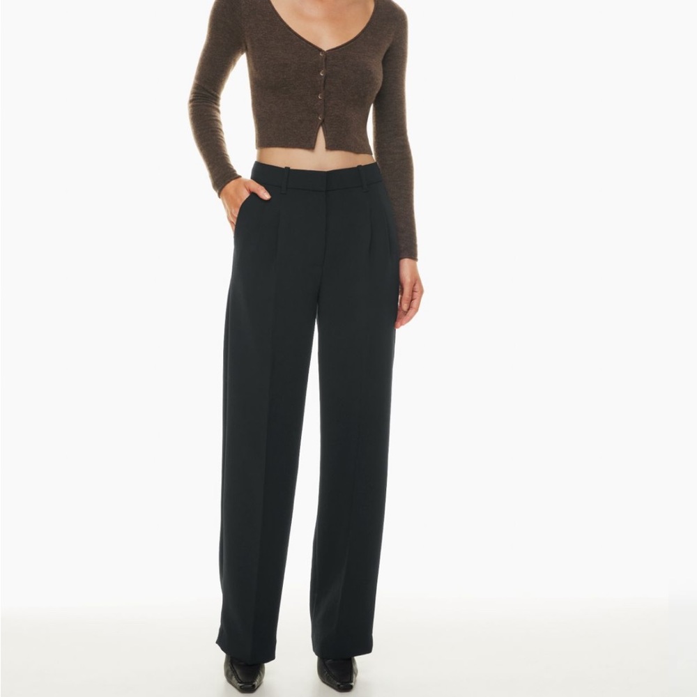 Aritizia Wilfred effortless pants